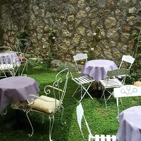 Palazzo Scorza B&B 파올라